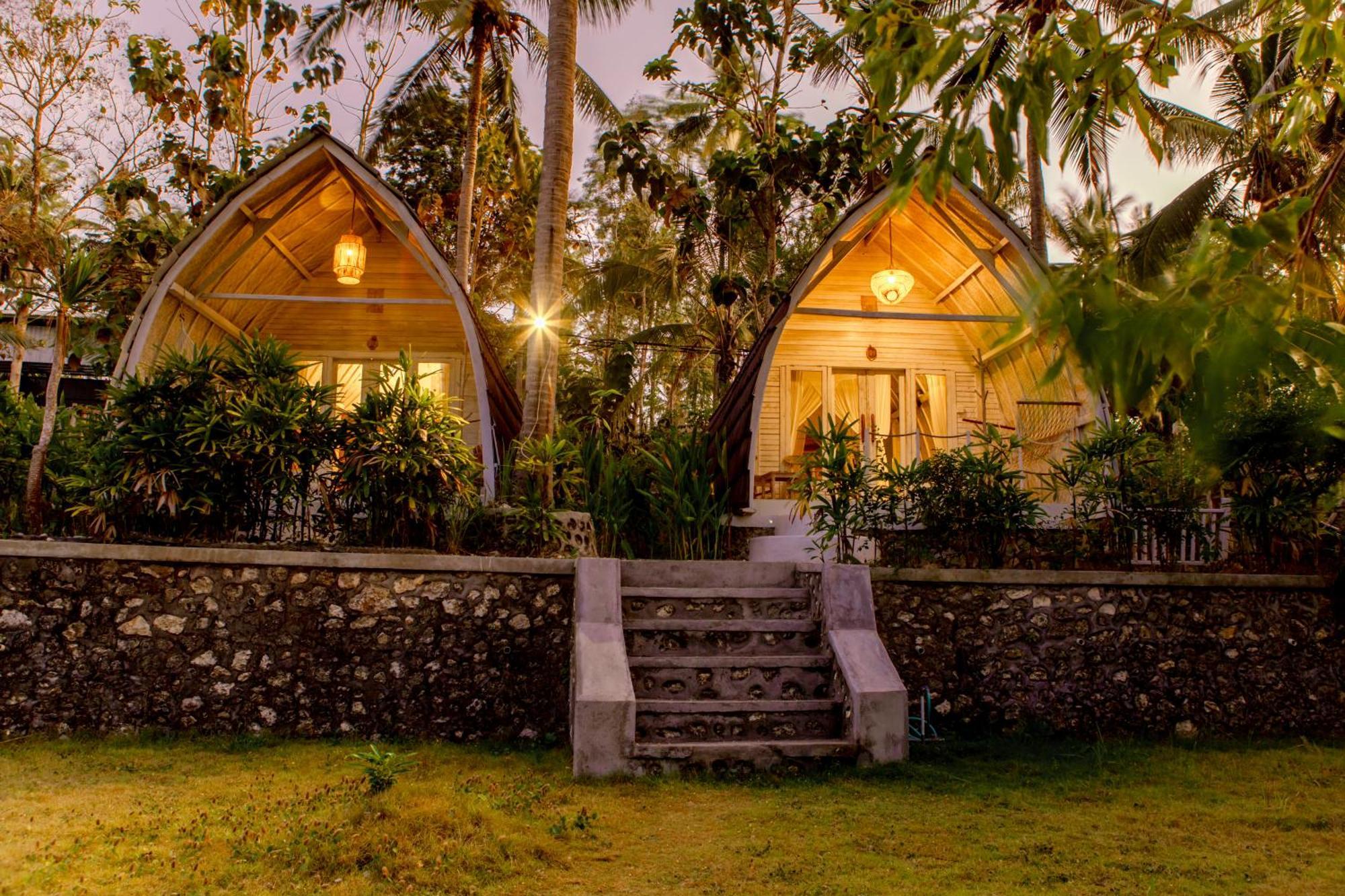 La Royale Nusa Penida Toyapakeh Buitenkant foto